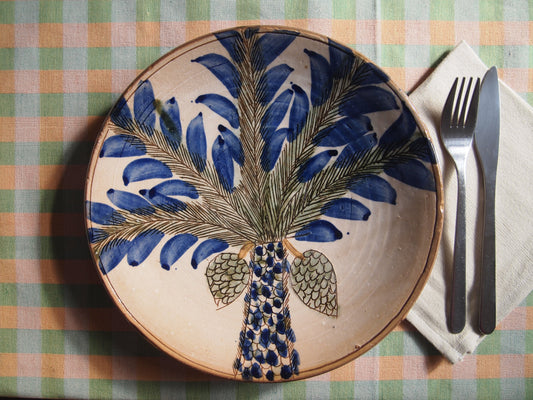 Palm dinner plate